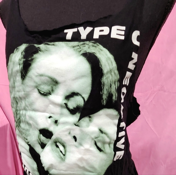 Type O negative cut out distressed tank goth punk 90s alt size med - Picture 7 of 9